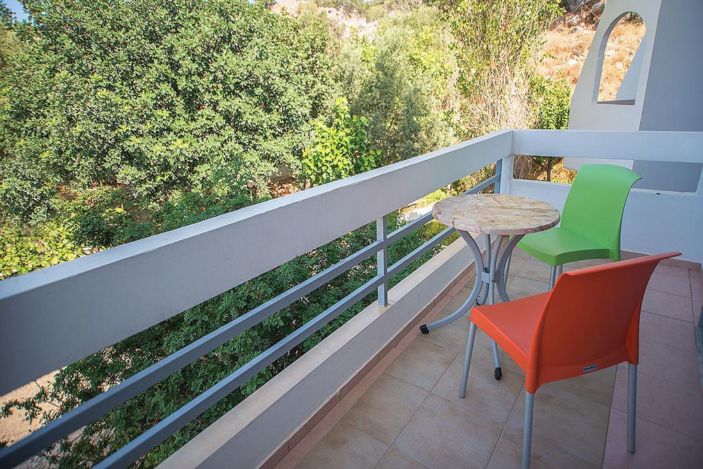 Megim Hotel Paleóchora Extérieur photo