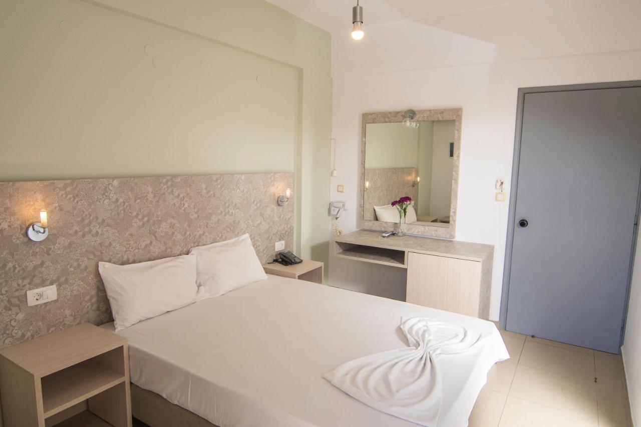 Megim Hotel Paleóchora Extérieur photo